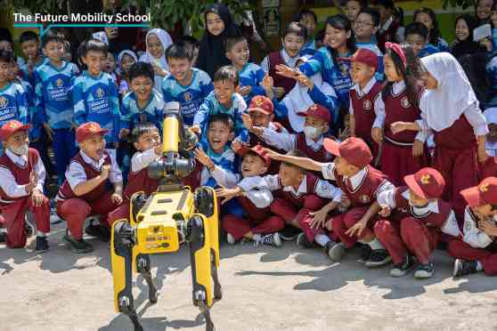 Hyundai launches Future Mobility School program in ASEAN image