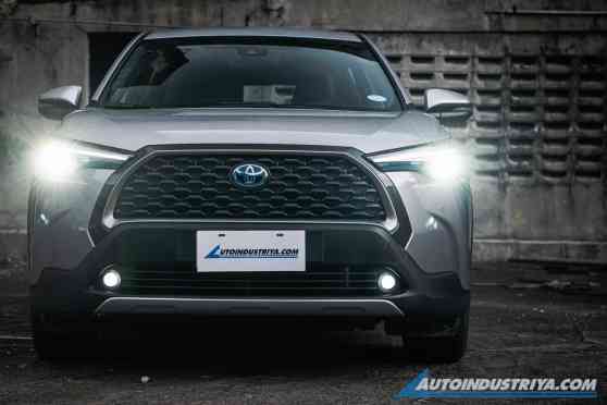 Toyota hybrids: Bye bye blue halo badge? image