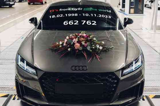 Audi says goodbye to TT coupe after 25 years in production image