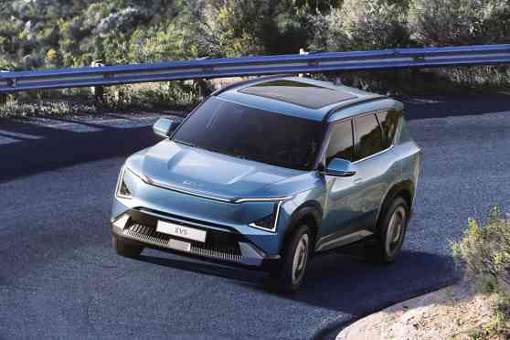 All-electric Kia EV5 confirmed for PH image