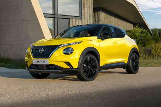 2024 Nissan Juke N-Sport looks great in black & yellow image