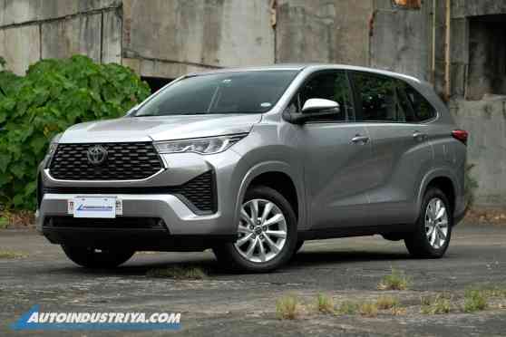 2024 Toyota Innova Zenix 2.0V CVT image