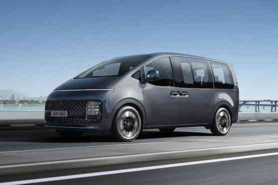 Hyundai Staria Hybrid revealed with electrified 1.6L turbo engine image