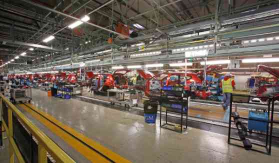 Auto industry total sales holding steady Auto industry total sales holding steady image