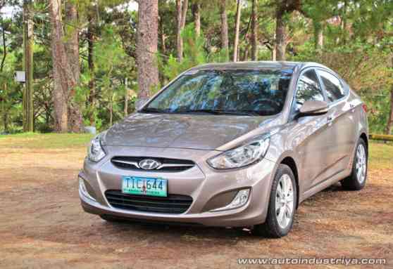 2012 Hyundai Accent GLS Blue image