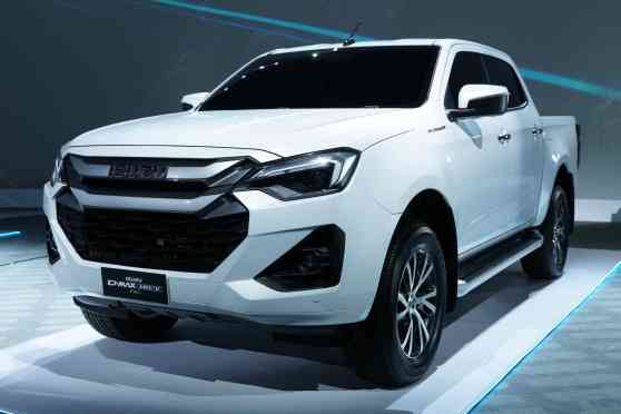 Isuzu wants to make a 48V mild-hybrid diesel D-Max image