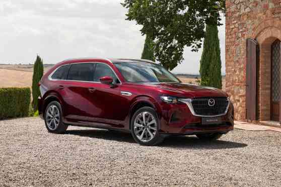 2025 Mazda CX-80 is a stretched CX-60 with third row seats image
