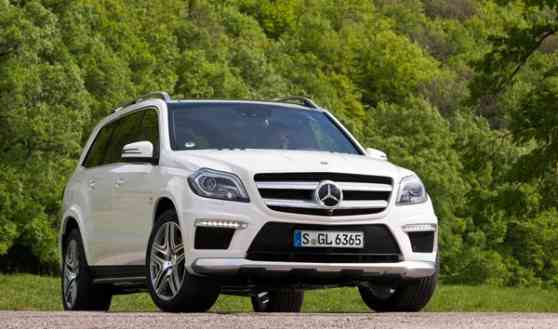Mercedes Benz introduces the 2013 GL 63 AMG image