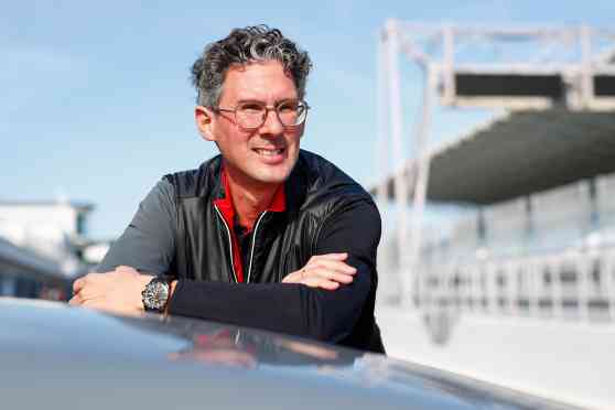 Porsche 918 Spyder project leader appointed Bentley CEO image