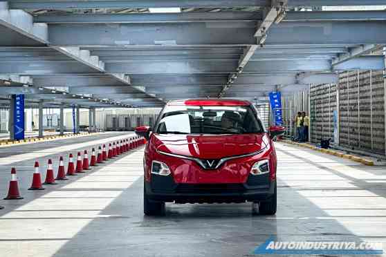 VinFast announces first dealer partners in PH image