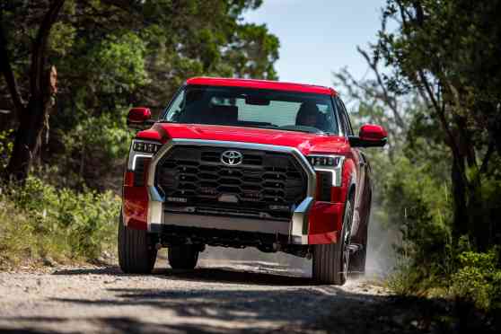 Toyota recalling 102,000 vehicles due to possible engine failure image