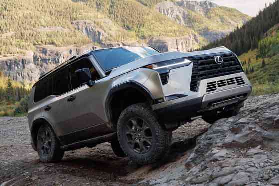 2024 Lexus GX arrives with PHP 7.578M starting price image