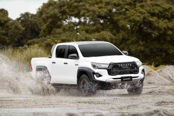 Toyota PH recalls certain Hilux GR-S models due to sports bar issue image