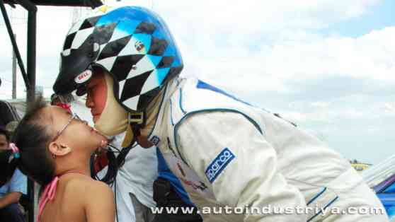 The Winners of the AutoIndustriya.com Fathers of Motoring Contest image