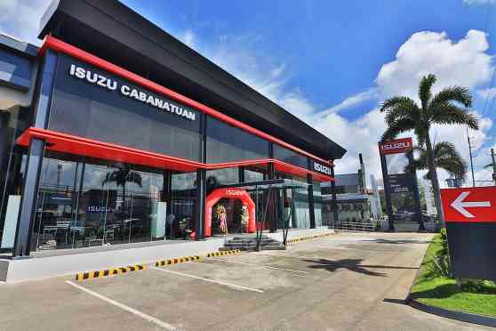 Isuzu PH inaugurates new IOS dealership in Cabanatuan City image