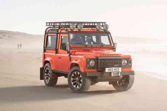 Land Rover goes back in time with Classic Defender V8 image