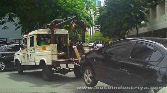 Lawmaker wants to put an end to unreasonable towing fees image