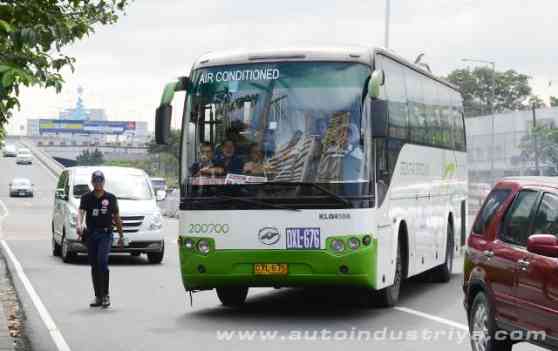 MMDA chief suggests city bus company mergers  image