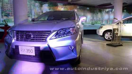 Lexus Tops All Nameplates in J.D. Power and Associates 2012 IQS image