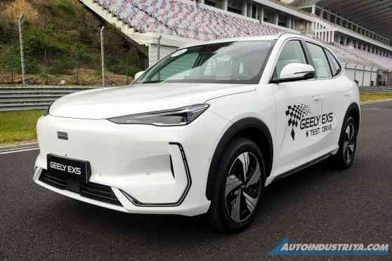 Coming soon: Geely EX5 crossover EV to take on BYD Atto 3 image
