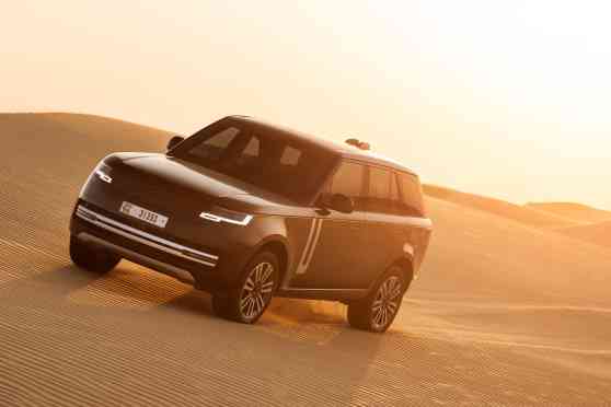 JLR putting Range Rover Electric to its paces image