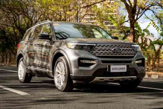 Bring home a brand new car for Christmas with Ford YES image