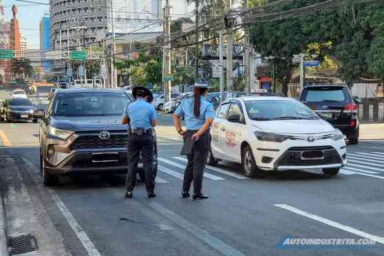 Over 980 driver&rsquo;s licenses revoked by the LTO in 2024 image