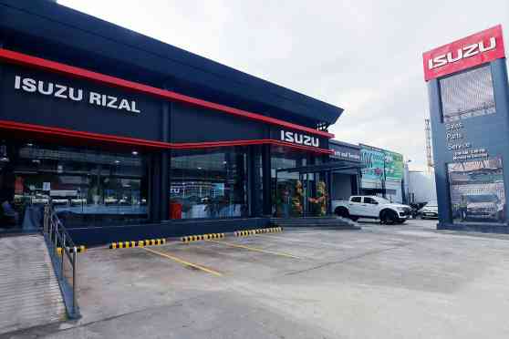 Two new Isuzu IOS dealerships open in Rizal image