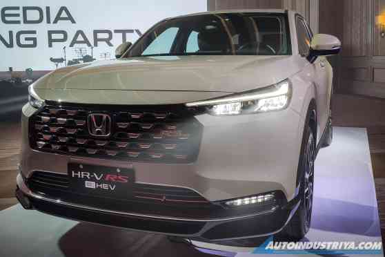 2025 Honda HR-V e:HEV pre-selling starts today image
