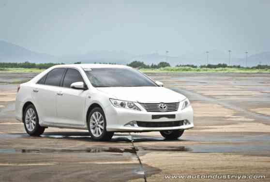 2012 Toyota Camry 2.5V image