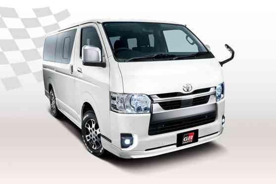 Toyota is still making dress-up kits for the H200 Hiace image