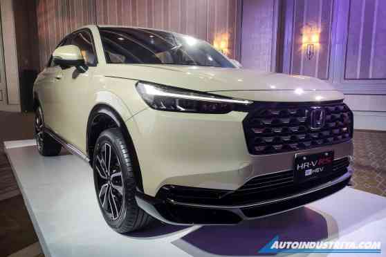 2025 Honda HR-V e:HEV retails for PHP 1.799M image