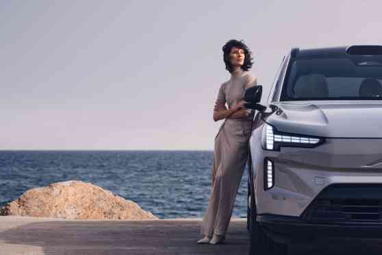 Volvo awarded as most dedicated car brand to women image
