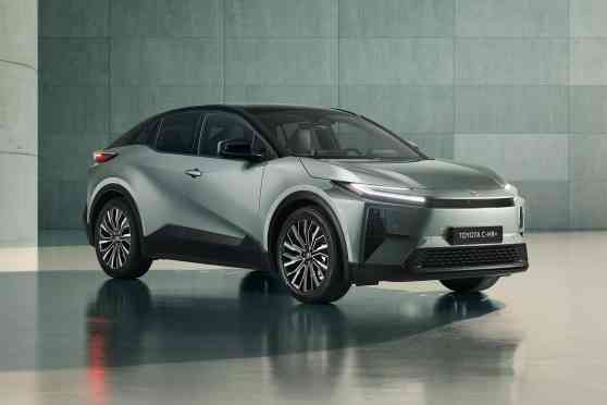 2025 Toyota C-HR+ EV is the bZ4X's sleeker sibling image