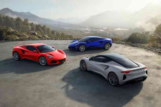 2025 Lotus Emira Turbo, Turbo SE, V6 variants now in PH image