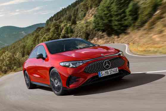 All-new 2026 Mercedes-Benz CLA debuts with electric power image