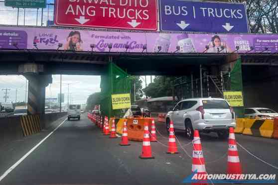 DOTr wants toll holiday, more lanes on NLEX after Marilao Bridge mishap image