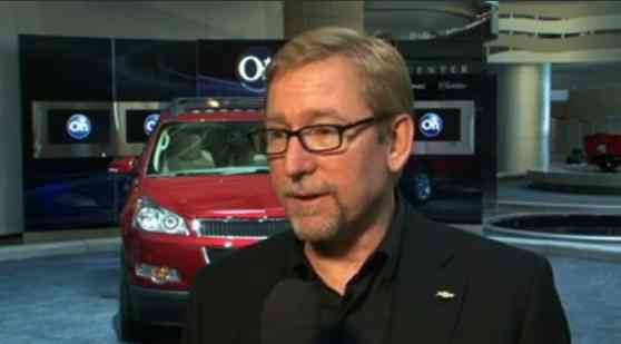 Two high-ranking officers leave GM image