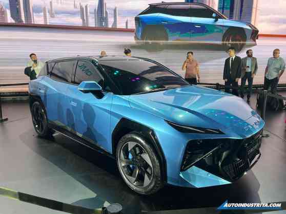 Omoda previews mecha-inspired C3 B-SUV, coming to PH soon image