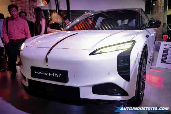 Hongqi expands EV lineup in PH with EH7, EHS7 image
