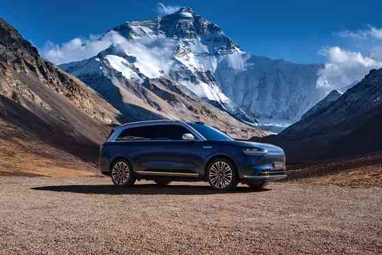 Aito M9 REEV officially enters PH after MIAS 2025 preview image