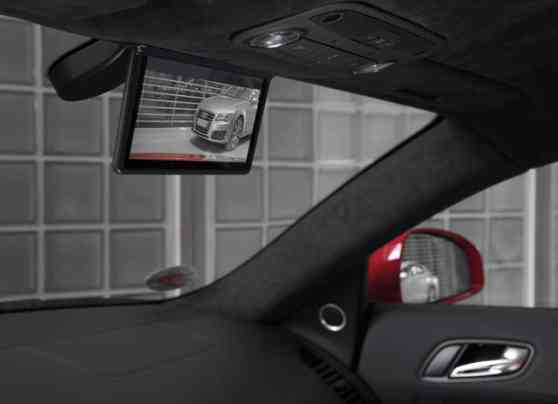Audi brings the digital rear-view mirror to the R8 e-tron image