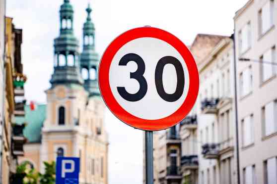 DOH supports 30 km/h speed limit in cities, municipalities image