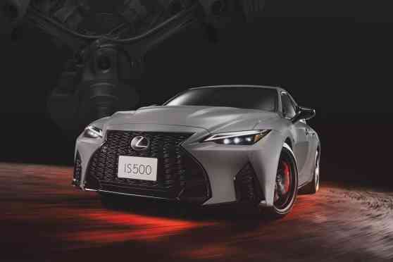 Going out with a bang: Lexus IS 500 Climax Edition revealed image