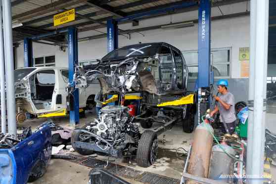 Toyota PH endorses professional vehicle dismantling facility in Naic, Cavite image