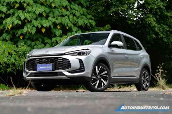 All-new 2025 MG ZS debuts in PH with hybrid, ICE variants image