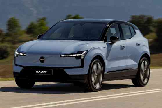 Volvo Cars PH attributes customer satisfaction as key to sales growth image