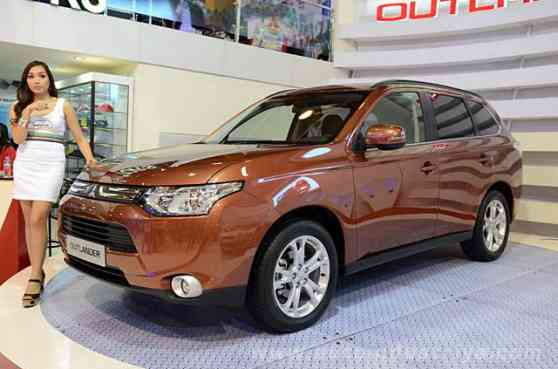 PIMS 2012: 2013 Mitsubishi Outlander makes ASEAN debut image