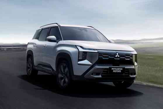 Mitsubishi reveals all-new 7-seat Destinator with 163 PS MIVEC Turbo CVT image