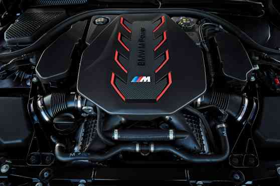 BMW M CEO says straight-six, V8 engines will live on image